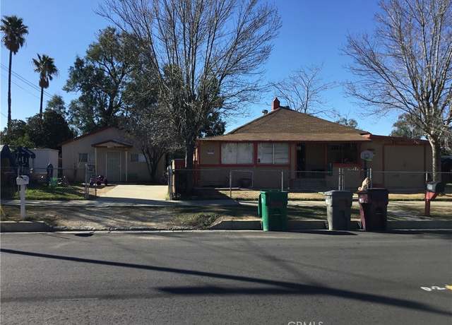 Property at 207 E 5th St, Beaumont, CA 92223, 5 beds, 3 baths