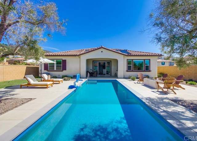 Property at 2299 E Lincoln Ave, Escondido, CA 92027, 3 beds, 2.5 baths