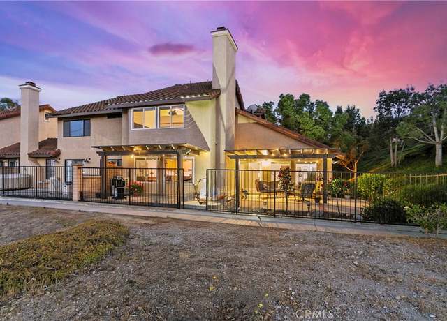 Property at 6001 E Montefino Ln, Anaheim Hills, CA 92807, 3 beds, 2.5 baths