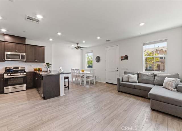 Property at 16502 Casa Grande Ave #109, Fontana, CA 92336, 3 beds, 2.5 baths