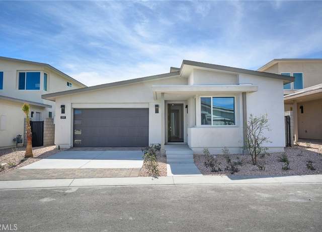 Property at 319 Mustang Ln, Palm Springs, CA 92262, 4 beds, 3.5 baths