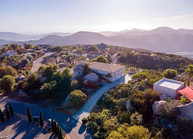 Property at 10167 Quail View Dr, Escondido, CA 92026, 4 beds, 4 baths