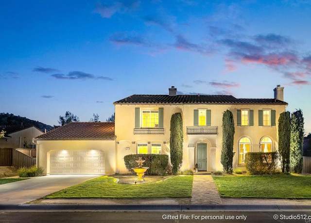 Property at 14215 Augusta Dr, Valley Center, CA 92082, 4 beds, 4.5 baths