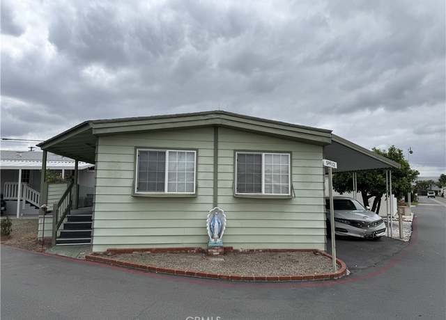 Property at 24 Spruce Via, Anaheim, CA 92801, 2 beds, 1 bath