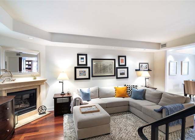 Property at 11323 Huston St #4, North Hollywood, CA 91601, 3 beds, 2.5 baths