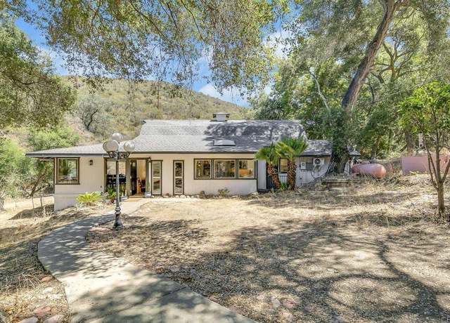 Property at 15134 Woods Valley Rd, Valley Center, CA 92082, 3 beds, 1 bath