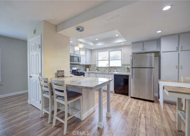 Property at 433 E Rice Ranch Rd, Santa Maria, CA 93455, 2 beds, 1.5 baths