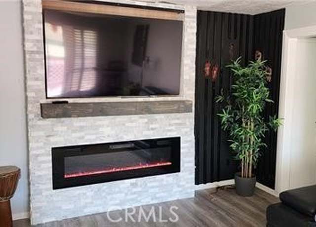Property at 12200 Montecito Rd Unit D221, Seal Beach, CA 90740, 2 beds, 2 baths