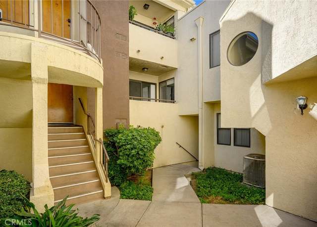 Property at 13825 Beaver St #35, Sylmar, CA 91342, 3 beds, 2 baths