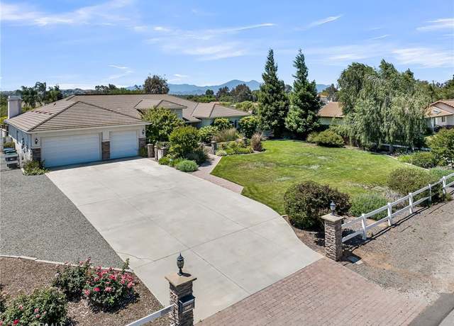 Property at 18097 Roberts Rd, Riverside, CA 92508, 5 beds, 4 baths