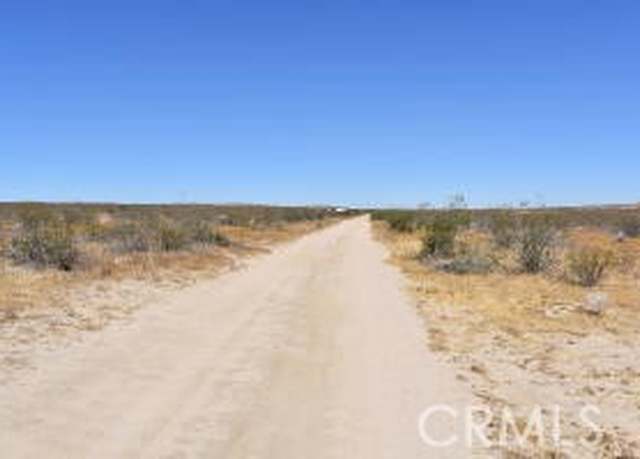 Property at 23300 Avenue D8/233 Ste, Lancaster, CA 93535