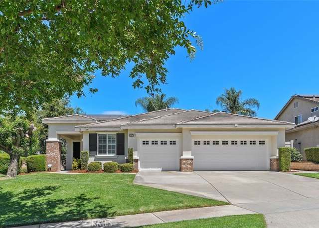 Property at 1647 Naranjo Ct, Redlands, CA 92374, 4 beds, 3 baths