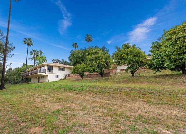 Property at 27229 Oakmont, Valley Center, CA 92082, 4 beds, 3 baths