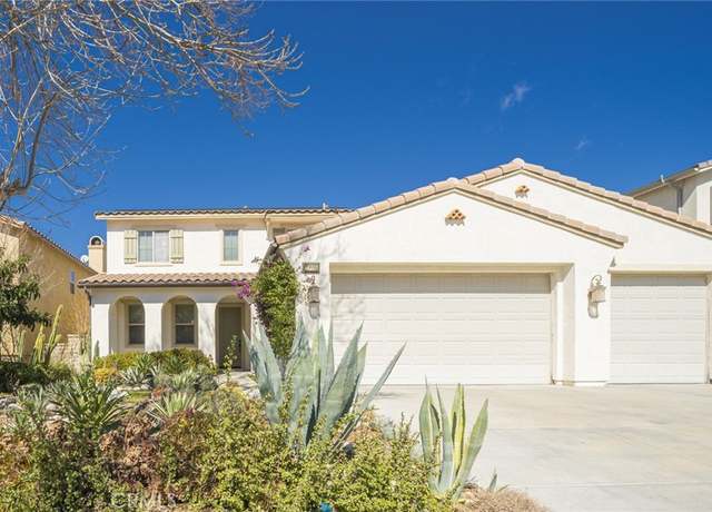 Property at 27465 English Ivy Ln, Canyon Country, CA 91387, 4 beds, 3 baths
