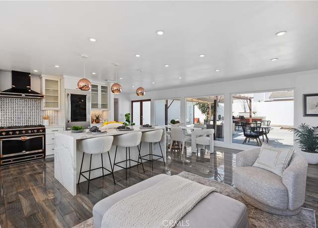 Property at 496 E 16th, Costa Mesa, CA 92627, 3 beds, 2 baths