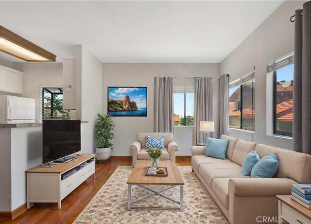 Property at 62 Maegan Pl #4, Thousand Oaks, CA 91362, 3 beds, 2.5 baths
