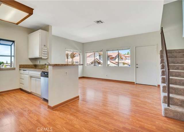 Property at 62 Maegan Pl #4, Thousand Oaks, CA 91362, 3 beds, 2.5 baths