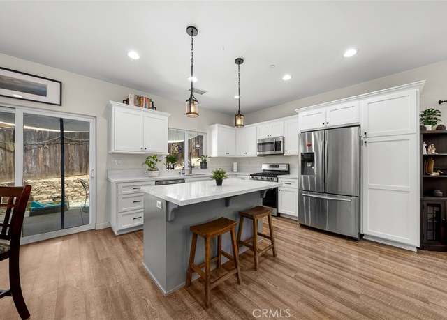 Property at 717 Lingel Dr, El Cajon, CA 92019, 3 beds, 2.5 baths
