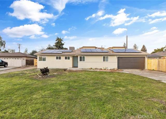 Property at 4814 W Kaweah Ave, Visalia, CA 93277, 3 beds, 3 baths