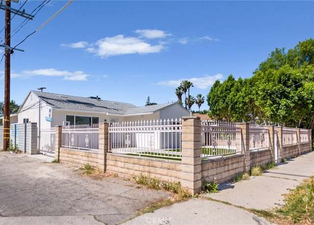 Property at 22016 Schoolcraft St, Canoga Park, CA 91303, 3 beds, 2 baths