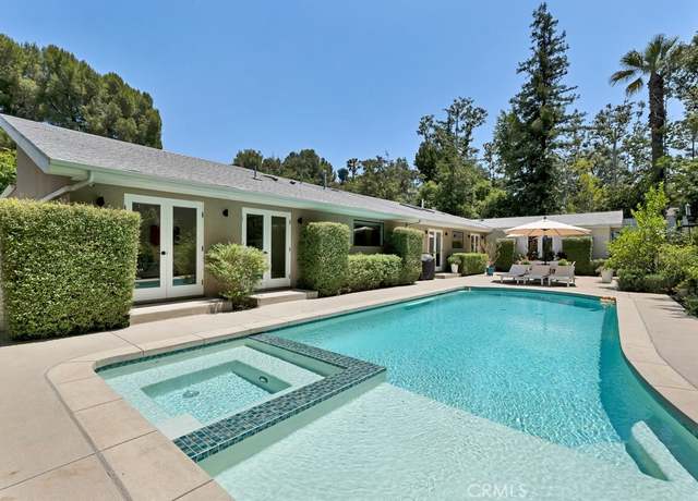 Property at 3843 Hayvenhurst Ave, Encino, CA 91436, 4 beds, 3.5 baths