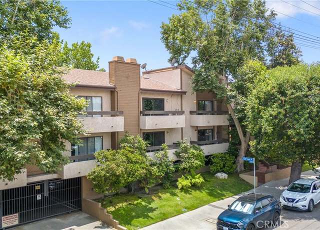 Property at 12330 Magnolia Blvd #101, Valley Village, CA 91607, 2 beds, 2.5 baths