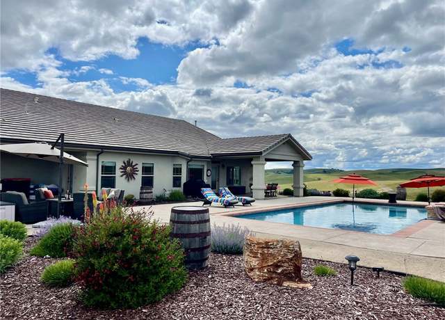 Property at 77011 Douglas Rd, San Miguel, CA 93451, 3 beds, 2.5 baths