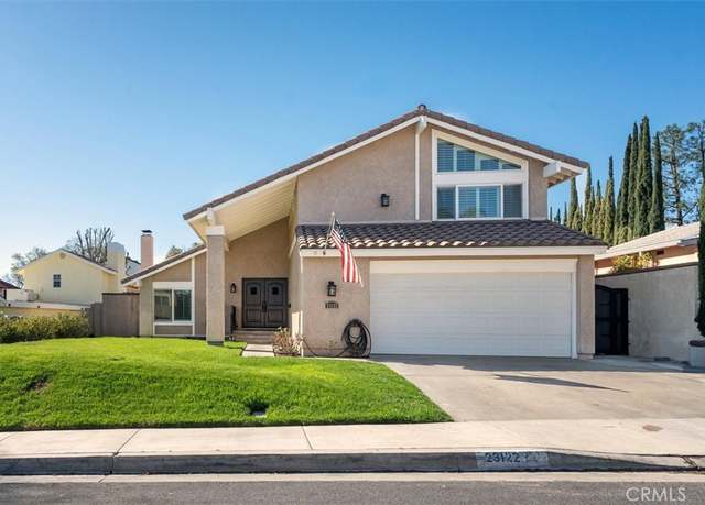 Property at 23122 Conde Dr, Valencia, CA 91354, 5 beds, 3 baths