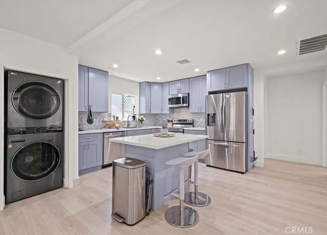 Property at 4616 Rosewood Ave, Los Angeles, CA 90004, 4 beds, 3 baths
