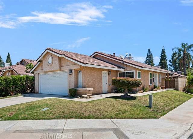 Property at 11375 Winery Dr, Fontana, CA 92337, 3 beds, 2 baths