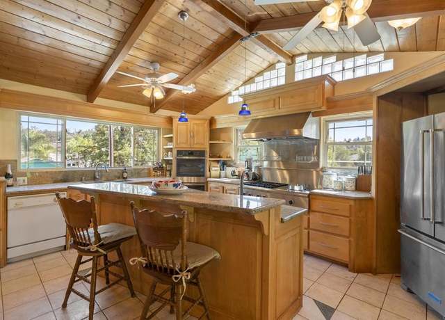 Property at 10601 Vista Camino, Lakeside, CA 92040, 4 beds, 3 baths