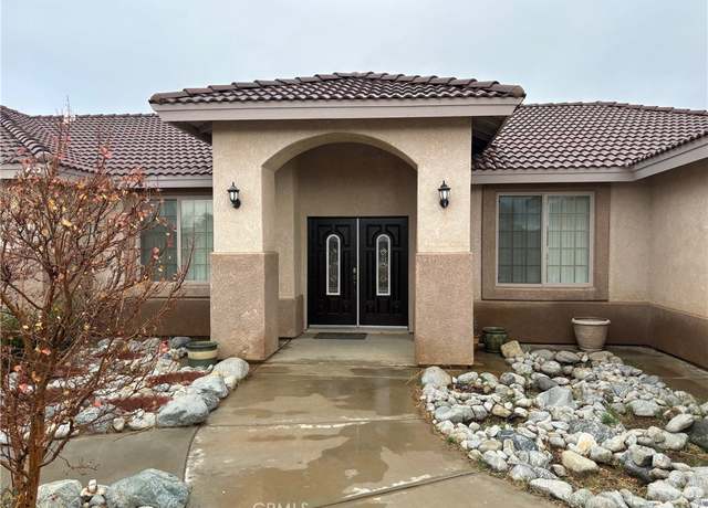 Property at 9392 Valencia St, Phelan, CA 92371, 5 beds, 3 baths