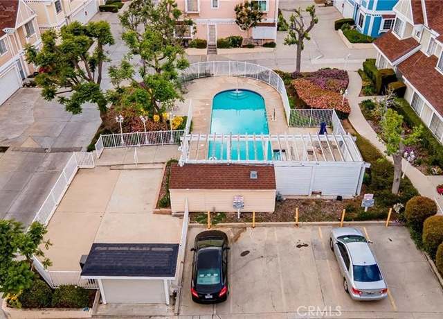 Property at 13750 Hubbard St #77, Sylmar, CA 91342, 2 beds, 2 baths