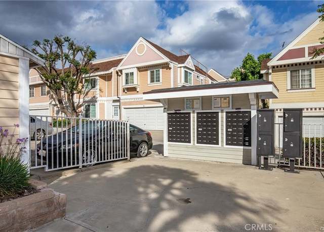 Property at 13750 Hubbard St #77, Sylmar, CA 91342, 2 beds, 2 baths