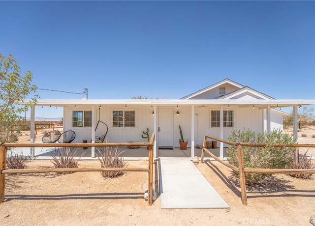Property at 290 Bluegrass Rd, 29 Palms, CA 92277, 2 beds, 1 bath