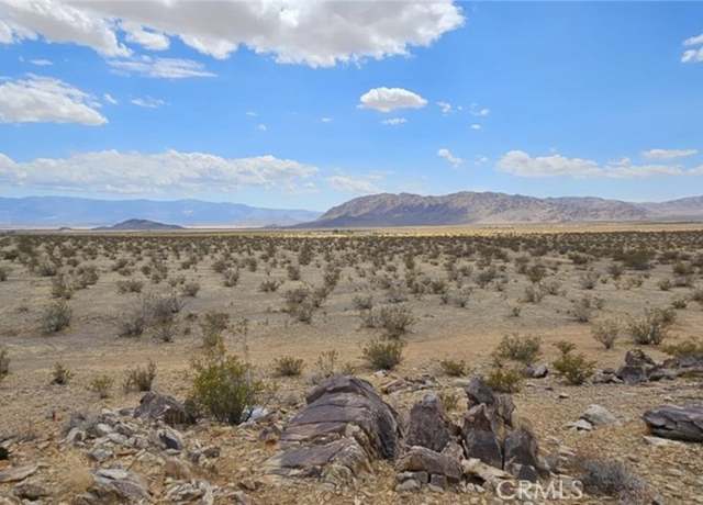 Property at 800 Monolith Rd, Lucerne Valley, CA 92356