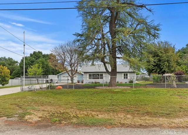 Property at 844 W Avenue L, Calimesa, CA 92320, 3 beds, 2 baths
