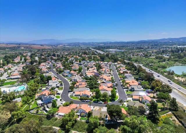 Property at 655 Boysenberry Way, Oceanside, CA 92057, 3 beds, 2 baths