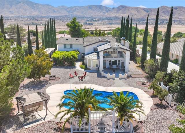 Property at 7614 Calpella Ave, Hesperia, CA 92345, 4 beds, 3 baths