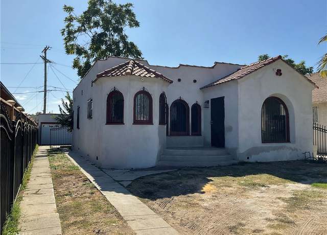 Property at 716 W 105th St, Los Angeles, CA 90044, 3 beds, 1 bath