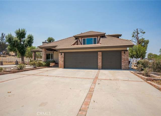 Property at 31755 Country Haven Ln, Menifee, CA 92584, 4 beds, 3.5 baths