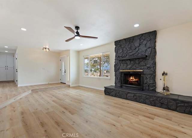 Property at 15637 Topango Rd, Victorville, CA 92394, 3 beds, 2 baths
