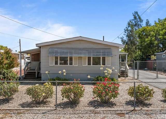 Property at 1141 Grand Ave, Oroville, CA 95965, 2 beds, 2 baths