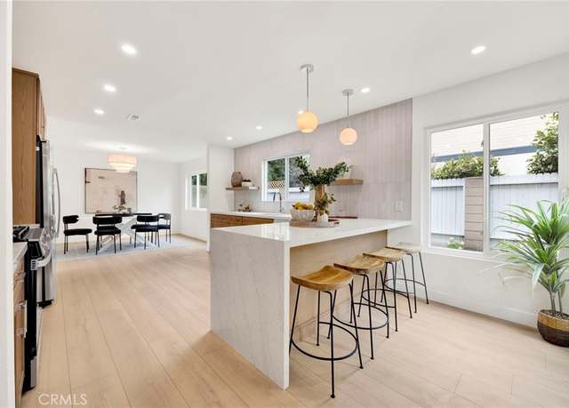 Property at 2517 Harriman Ln Unit B, Redondo Beach, CA 90278, 3 beds, 3 baths