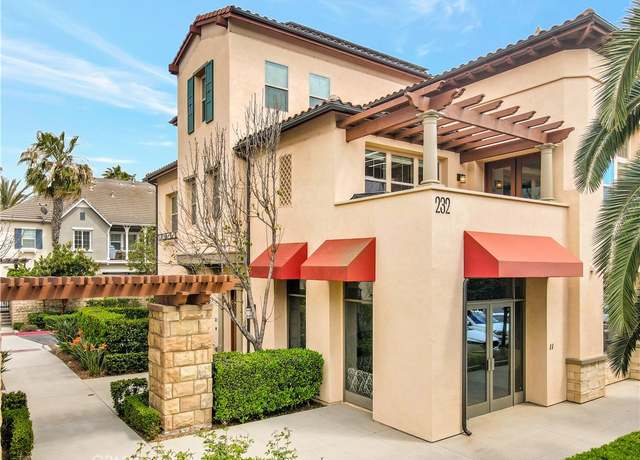Property at 232 Village Commons Blvd #21, Camarillo, CA 93012, 3 beds, 3 baths