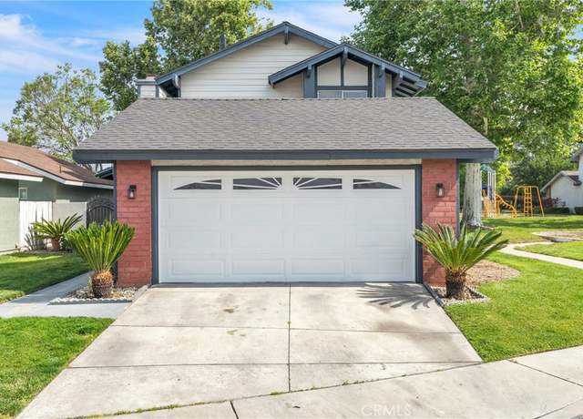 Property at 15696 Paine St, Fontana, CA 92336, 4 beds, 2.5 baths