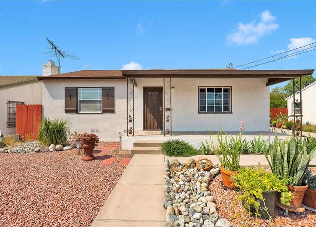 Property at 312 W Lugonia Ave, Redlands, CA 92374, 2 beds, 1 bath