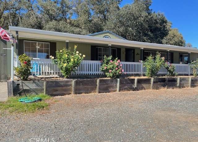 Property at 1335 Mountview Rd, Lakeport, CA 95453, 4 beds, 3 baths