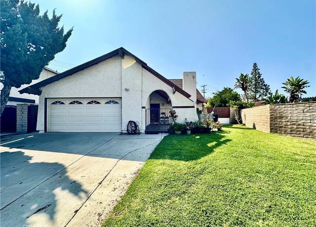 Property at 17105 Holmes Cir, Cerritos, CA 90703, 5 beds, 3 baths