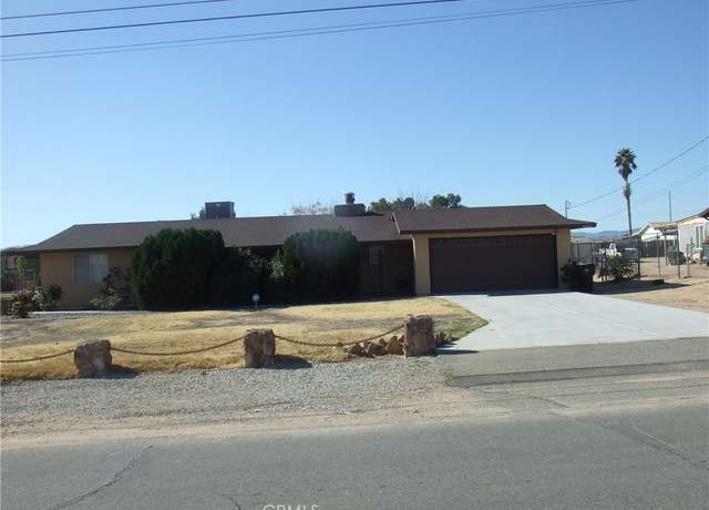 Property at 16069 Jasmine St, Victorville, CA 92395, 3 beds, 2 baths